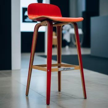 Аренда Стул барный красный Eames DSW в Stella di Mosca — ART SPACE