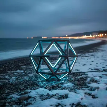 Аренда Светильник лофт Трапеция Квиндесим на пляже «Ривьера» — ART SPACE