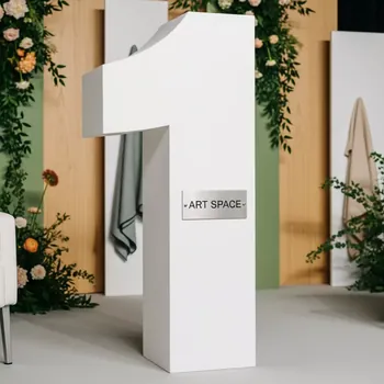 Аренда Цифра 1 белая в санатории «Металлург» для панельной дискуссии — ART SPACE