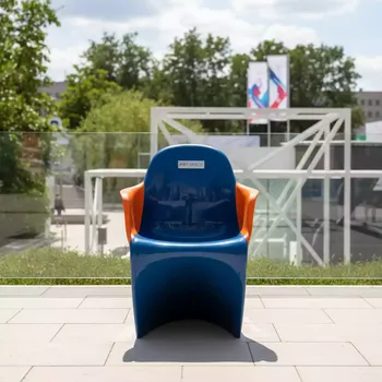 Аренда Стул пластиковый Miss Bibi в парке «Ривьера» — ART SPACE