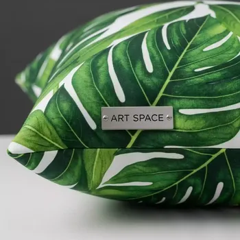 Аренда Подушка декоративная с зелеными листьями в Гранд Отель Поляна — ART SPACE