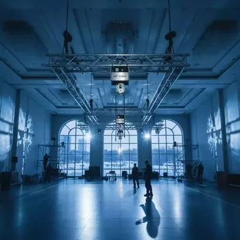 Аренда Лебедки электротельферы цепные в Pullman Sochi Centre — ART SPACE