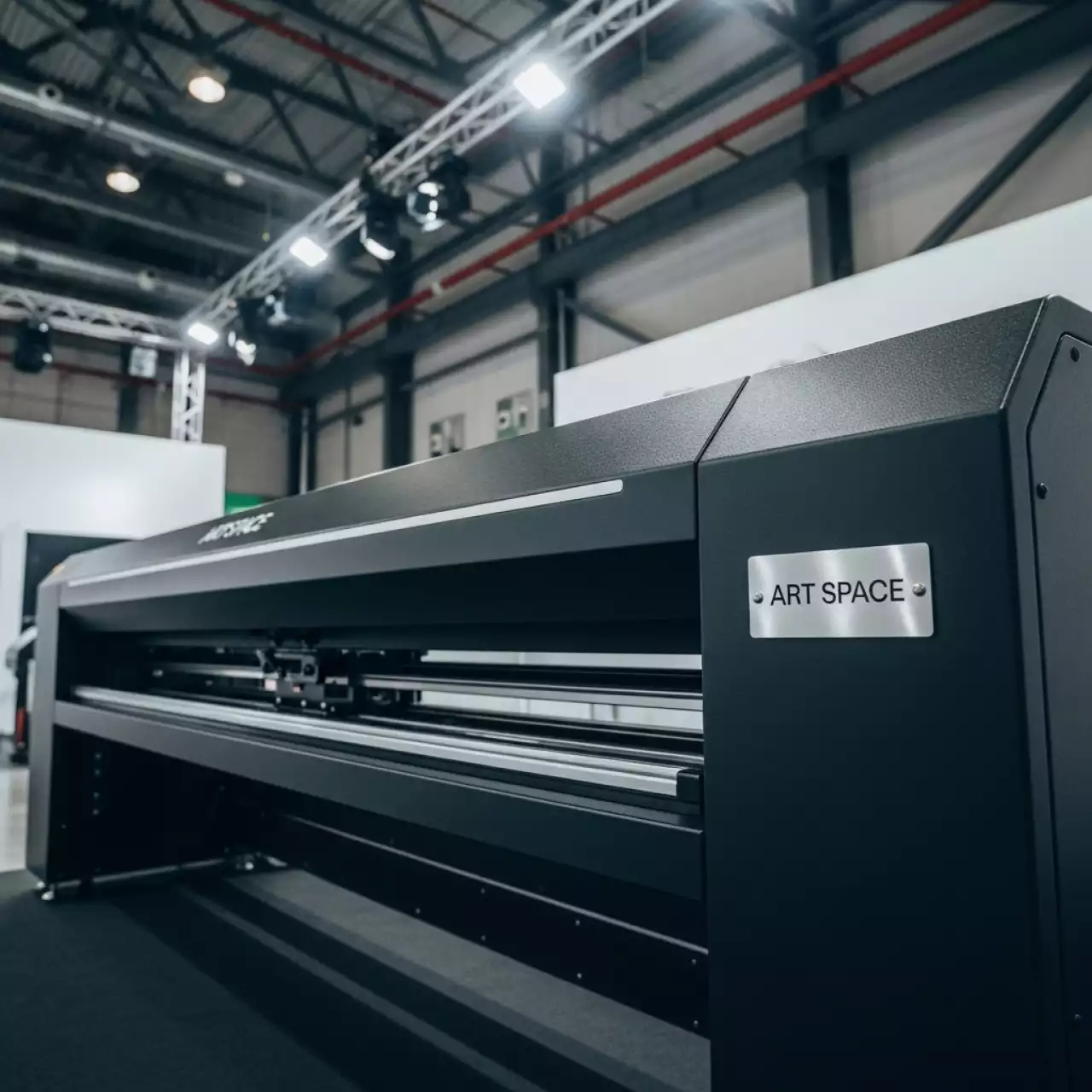 Аренда Лакировальная машина UV Economy 380 мм в ОКЦ «Галактика» — ART SPACE