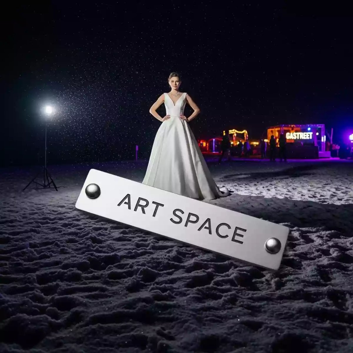 Аренда Модели промо на пляжных клубах Хосты — ART SPACE