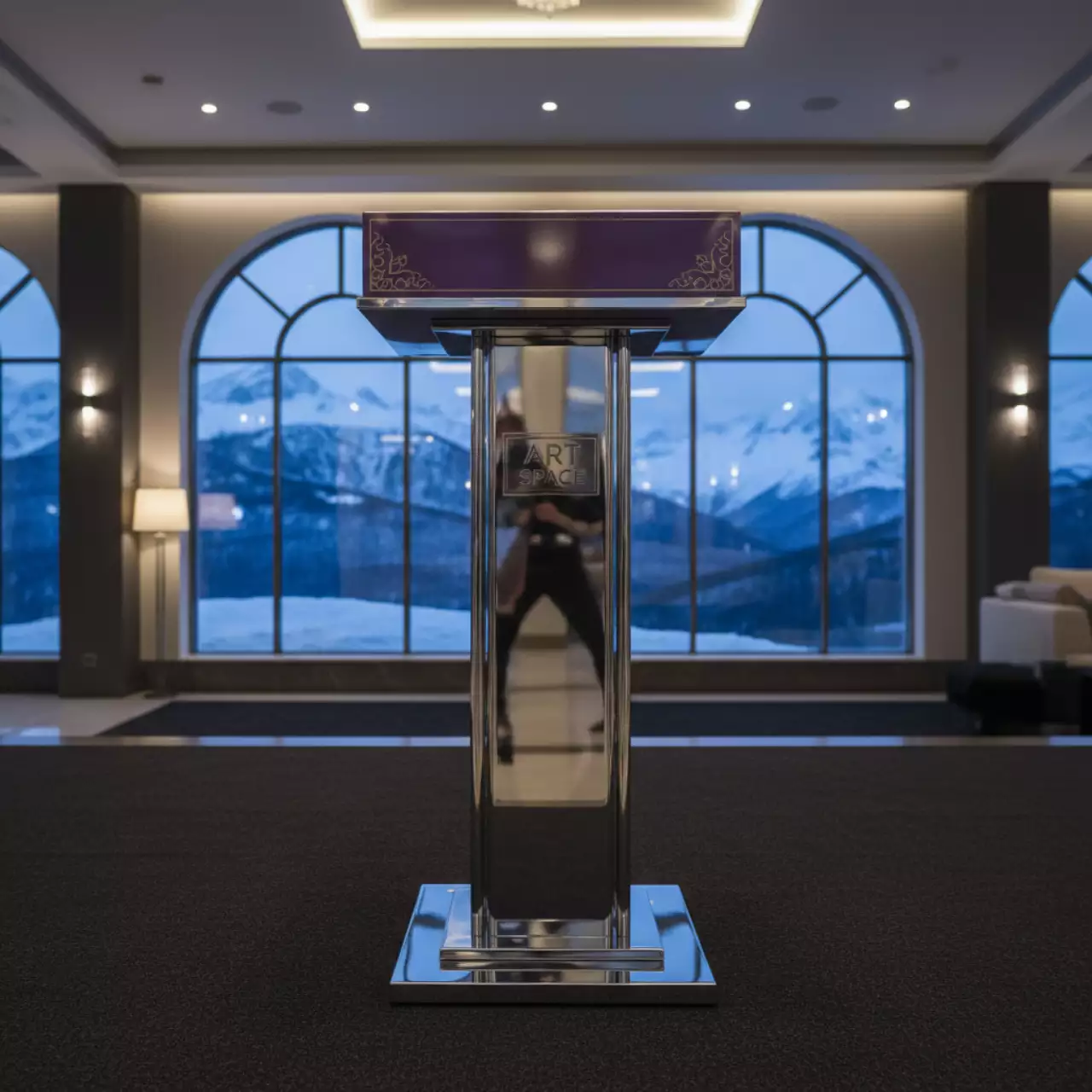 Аренда Подставка лилак в Rixos Krasnaya Polyana