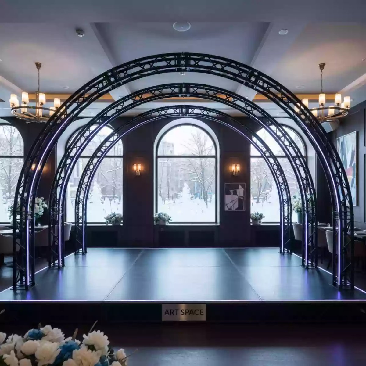 Аренда Сцена арочная 6х4 м в ресторане «Brunello» — ART SPACE