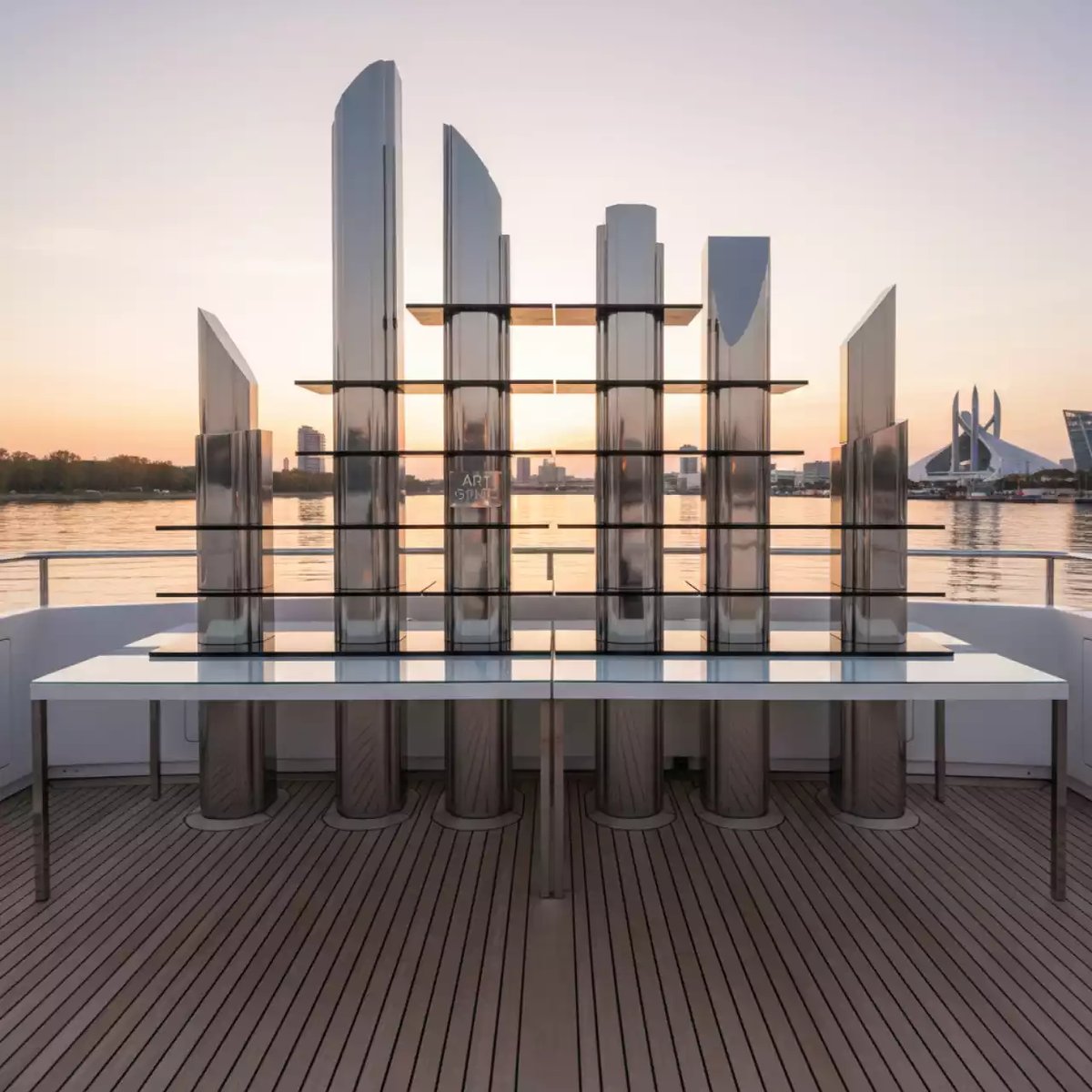 Аренда Система фуршетная Zieher Skyline L на VIP-яхте (Имеретинский порт) — ART SPACE