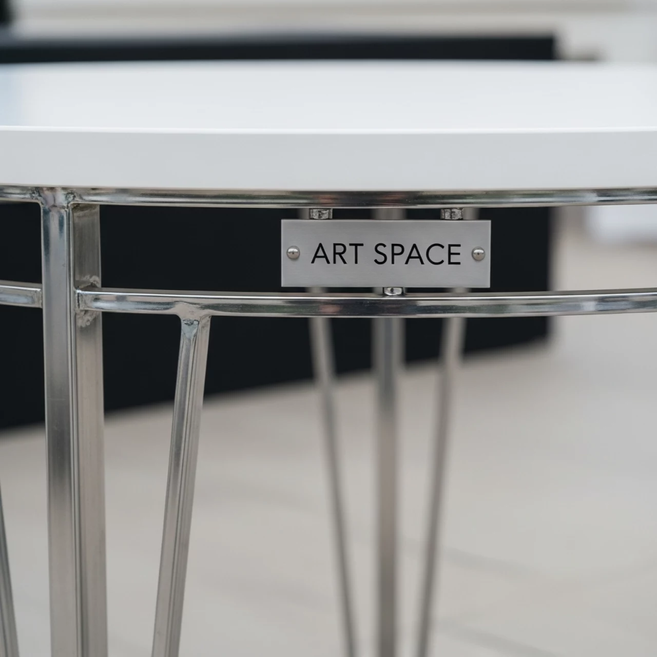 Аренда Стол Duet D 80 в Rixos Krasnaya Polyana — ART SPACE
