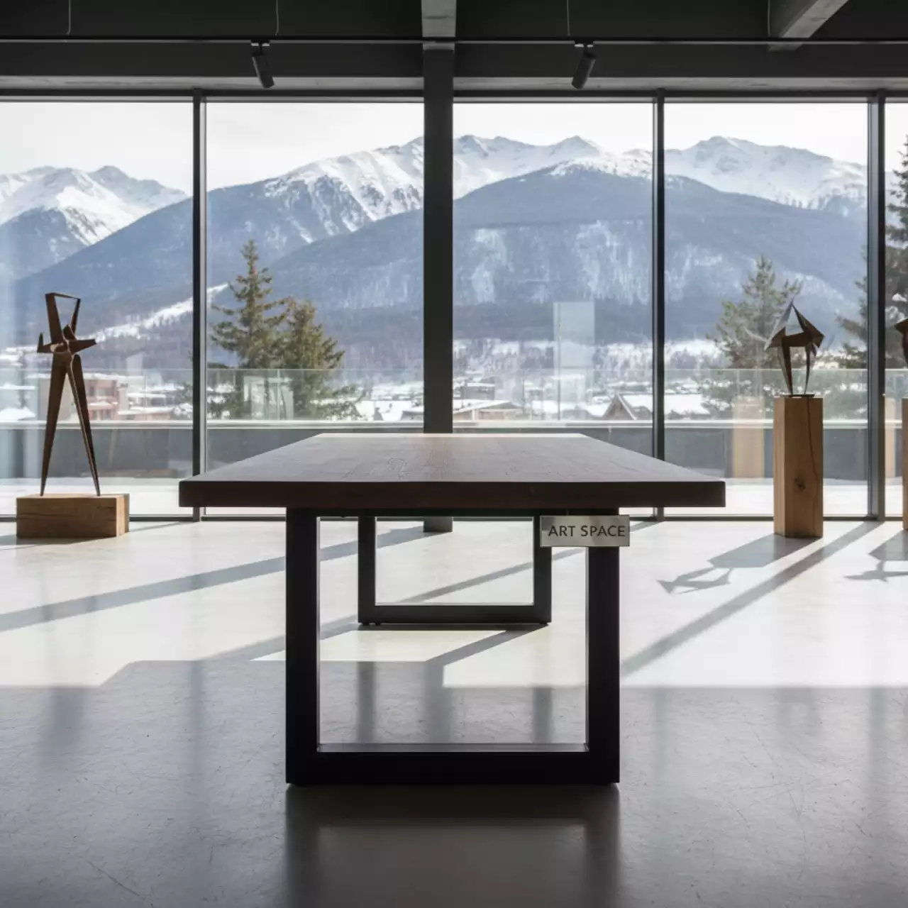 Аренда Стол лофт Амрит 2 м в Rixos Krasnaya Polyana — ART SPACE
